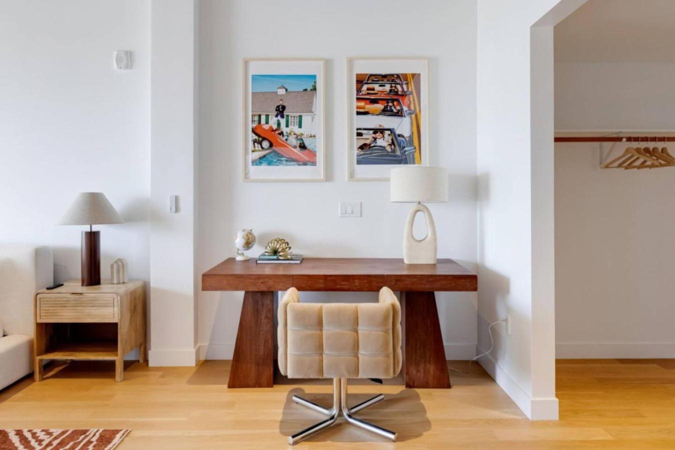 The Santa Monica Sunset - 5k Sq Ft Beachfront Luxury Holiday home *